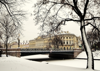 по улочкам города / Санкт-Петербург