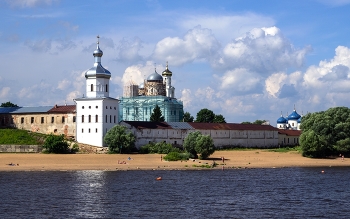 Юрьев монастырь. Новгород. / ***