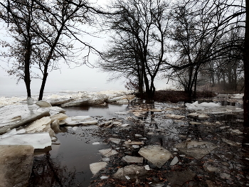 Январское половодье / паводок природа река лёд