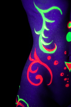 Neon Glow / ***