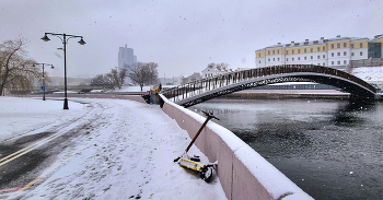 Межсезонье в большом городе... / ***