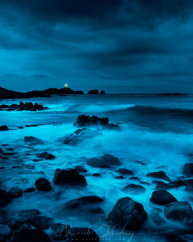 Коста дель Морте / Галисия, атлантическое побережье Испании. Этот берег получил такое мрачное название из-за многочисленных в прошлом кораблекрушений на этих негостиприимных скалах.