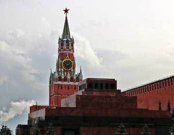 Москва... / в феврале