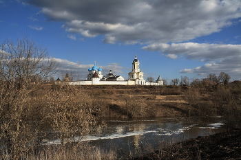 Весенний сюжет / Высоцкий монастырь