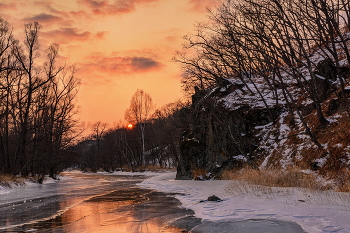 Зимний вечер на Монастырке / Небольшая горная речка, приток р.Рудной. Январь 2022