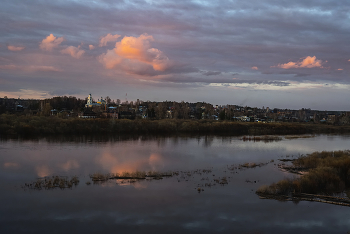 Кологрив на закате / Костромская область, город Кологрив. Разлив реки Унжа