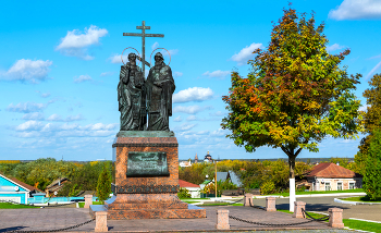 Коломенские зарисовки / осень, Коломна, памятник святым Кириллу и Мефодию