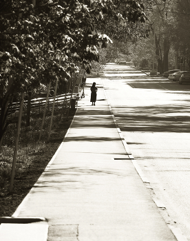 Alone path. / Алматы, Казахстан.