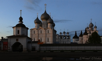 Ростовский кремль вечером. / ***