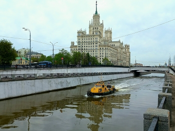 Вид на Берниковскую набережную / Вид на Берниковскую набережную