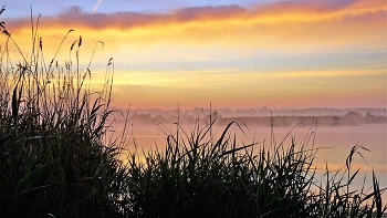 Утро раннее разноцветное / На малых водоемах Челябинской области