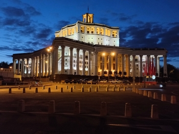 Центральный Театр Российской Армии (Суворовская площадь,2) / Центральный Театр Российской Армии (Суворовская площадь,2)