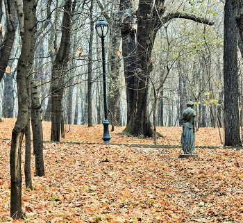 &quot;Лишь тот, кто знает одиночество, поймет ...&quot; / &quot;Лишь тот, кто знает одиночество, поймет
 Что радость высшая в самом тебе живет ...
 Но там же зреет и великая печаль,
 Что раскрывает пред тобой любую даль ...&quot;