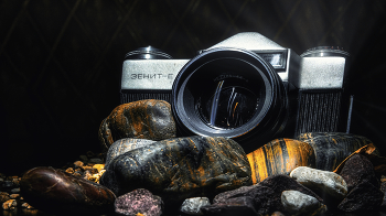 Пятьдесят лет в строю (в этом году). / Ни разу не подвёл ни отца ни меня. Обслуживался регулярно.