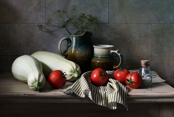 Кабачки и помидоры / кухонный натюрморт