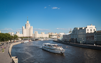 По Москве-реке... / ***