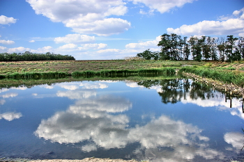 Отражение... / Облака
