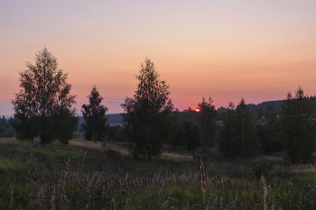 Село солнце за лесом / Осенние закаты