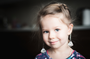 Милкины серьги / Свет от окна