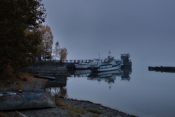 **У причала.* / Телецкое озеро.