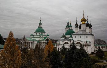 В Спасо-Яковлевском Димитриевом монастыре / ***