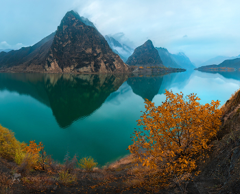Ноябрь в Дагестане / Ирганайское водохранилище. 
Из фотопроекта «Кавказ без границ».