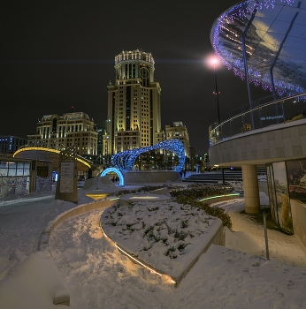 Первый снегопад в Москве / Москва, панорама