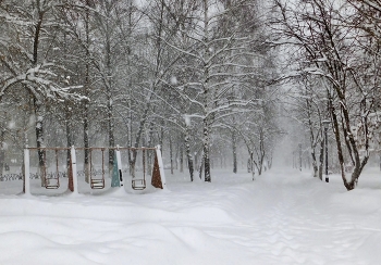 Зимний вечер / снегопад