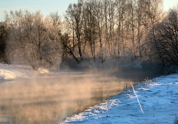 Зимняя река / Замерзает