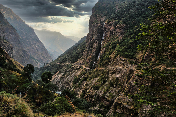 Ущелье реки Марсианди / Непал. Гималаи