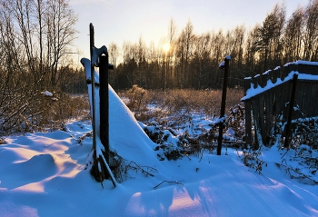 &quot;Все проходит, все меняется, все исчезает ...&quot; / Старый забор ...