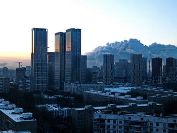Когда виден источник зимних облаков / Очаково, Москва