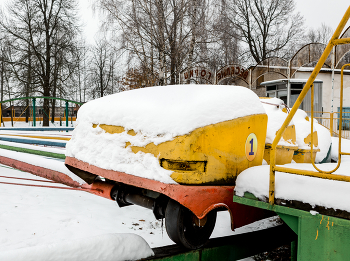 Веселые горки / Старые аттракционы в городском парке