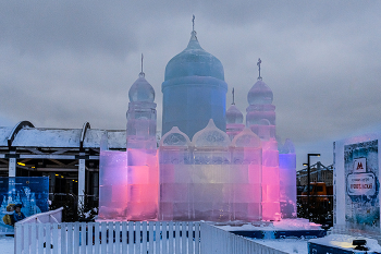 ледяная скульптура / ледовая Москва на набережной