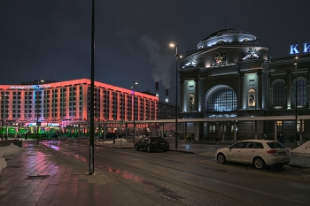 Рандомный снимок возле Киевского вокзала / Москва