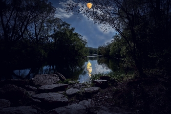 Лунная ночь. / Река Любовша