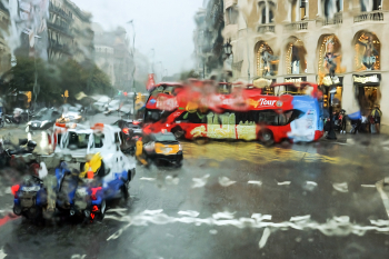 Флешмоб на тему «У природы нет плохой погоды». (№ 5) / Дождь в Барселоне