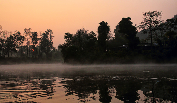 Утро на озере Фева / Непал. Покхара