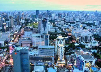 Вечерний вид сверху на Бангкок / Вечерний вид сверху на Бангкок