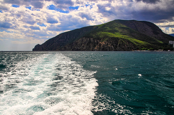 Аю-Даг / Крым. Медведь-гора. Вид из Партенитской бухты