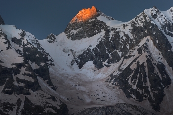 Рассвет в горах Кавказа / Адыл-Су