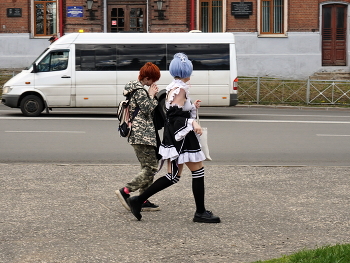 Подруги / В городе Владимир.