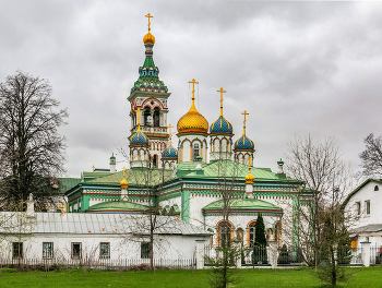 Церковь Николая Чудотворца на Рогожском кладбище. / ***