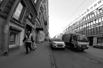 Юзерпик для Master / юзерпик для https://photocentra.ru/author.php?id_auth=26

Санкт-Петербург, Разъезжая улица, апрель 2024 г.