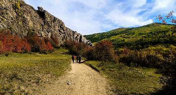 Вслед за осенью / Сухотинские скалы