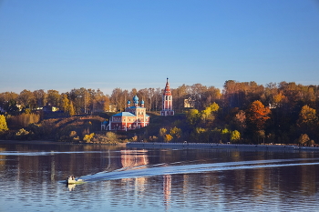 Осень на Волге / Начало октября в городе на Волге