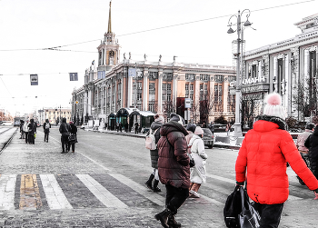 Здание городской Администрации на главной площади города. / Екатеринбург.