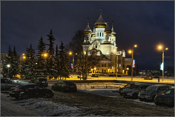 Архангельск в декабре. / Архангельск. Площадь профсоюзов. Вид на Михаило-Архангельский кафедральный собор. Декабрь.