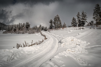 Mountain Winter Road / Горная зимняя дорога к селу Цвирми