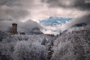 Mountain Kingdom Of Winter / Зимнее царство над долиной реки Mulkhra